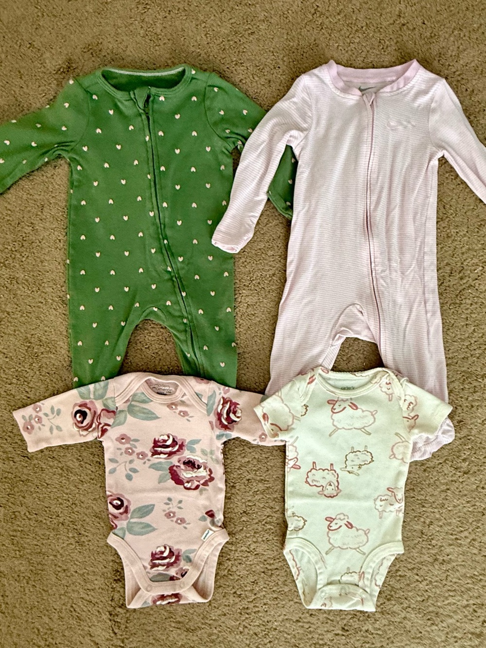 Baby Girl Onesies Lot of 4 in Green, Light Pink, Floral and Cream Nike Carter’s